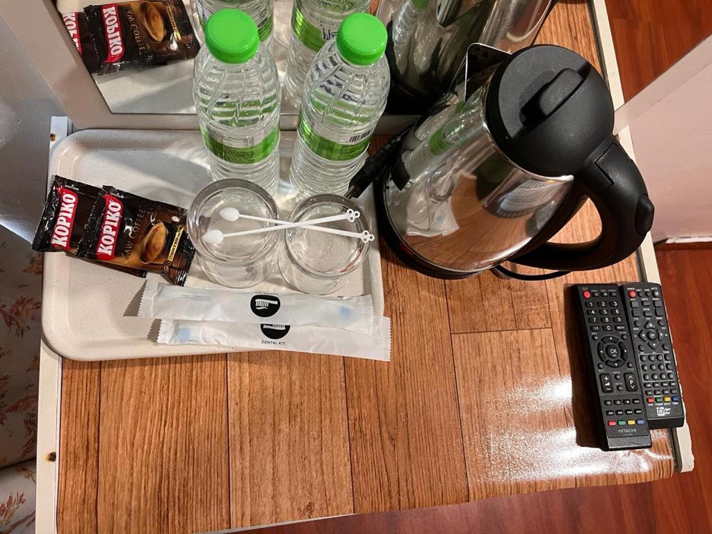 Mr Hotel Nusa Bestari Скудай Екстериор снимка